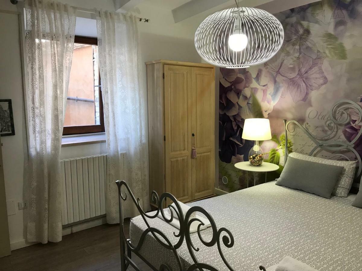 B&B Albornoz Ουρμπίνο Εξωτερικό φωτογραφία